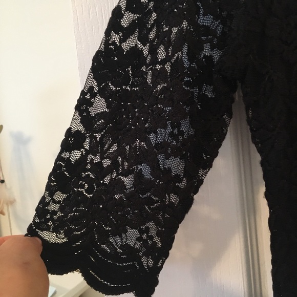 Black lace formal dress - Picture 3 of 6
